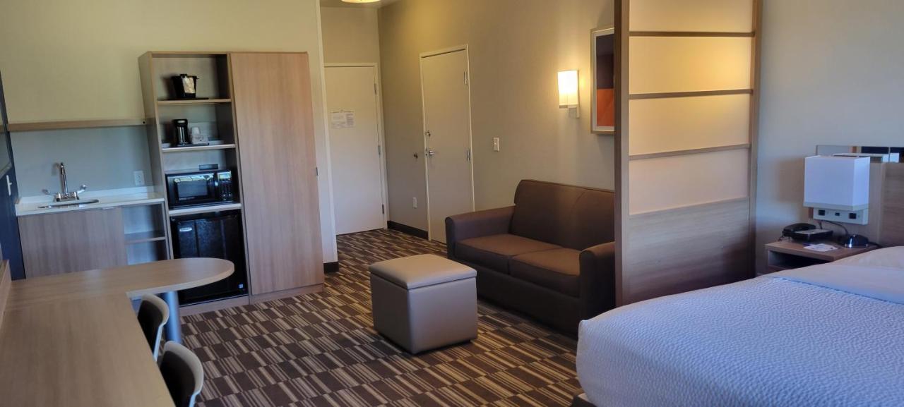 Microtel Inn & Suites By Wyndham Fountain Fort Carson Eksteriør bilde